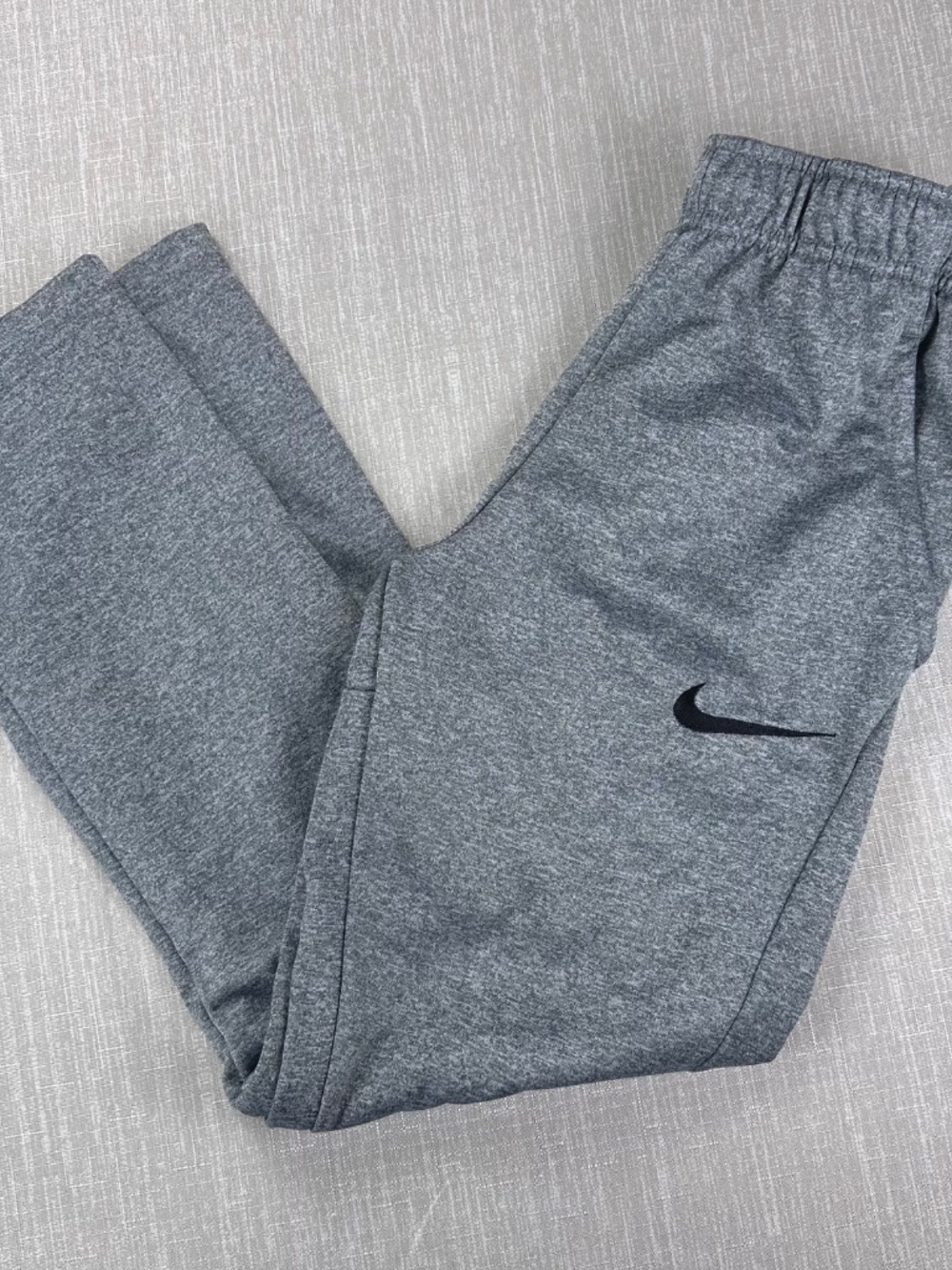 Nike BOYS Thermal Dri Fit Pants Gray Fleeced lined Sweatpants Youth Large